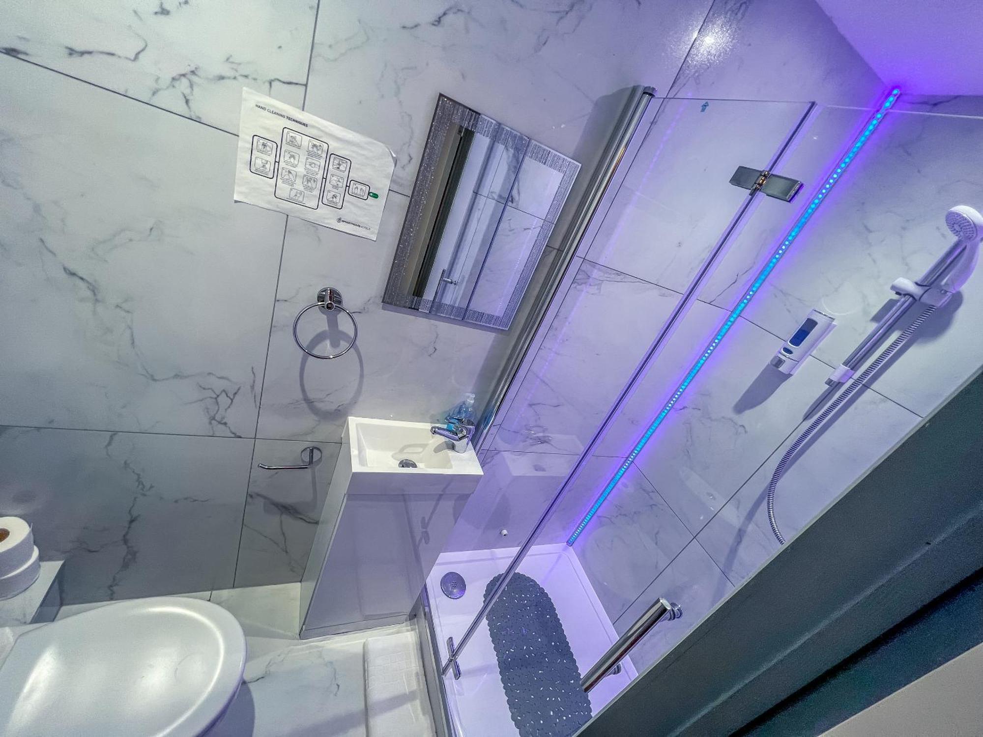 Twenty Hotel And Bar Бостън Екстериор снимка