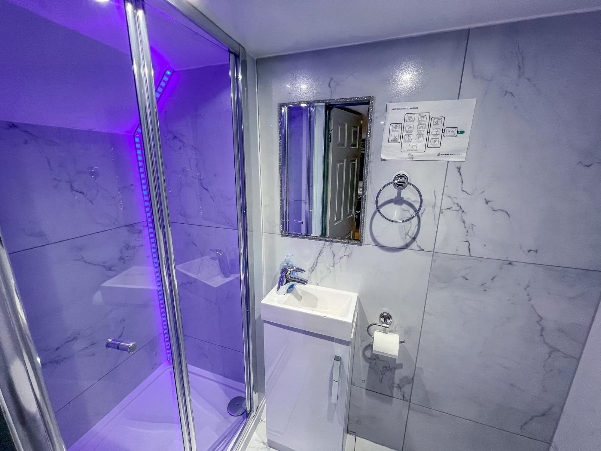 Twenty Hotel And Bar Бостън Екстериор снимка