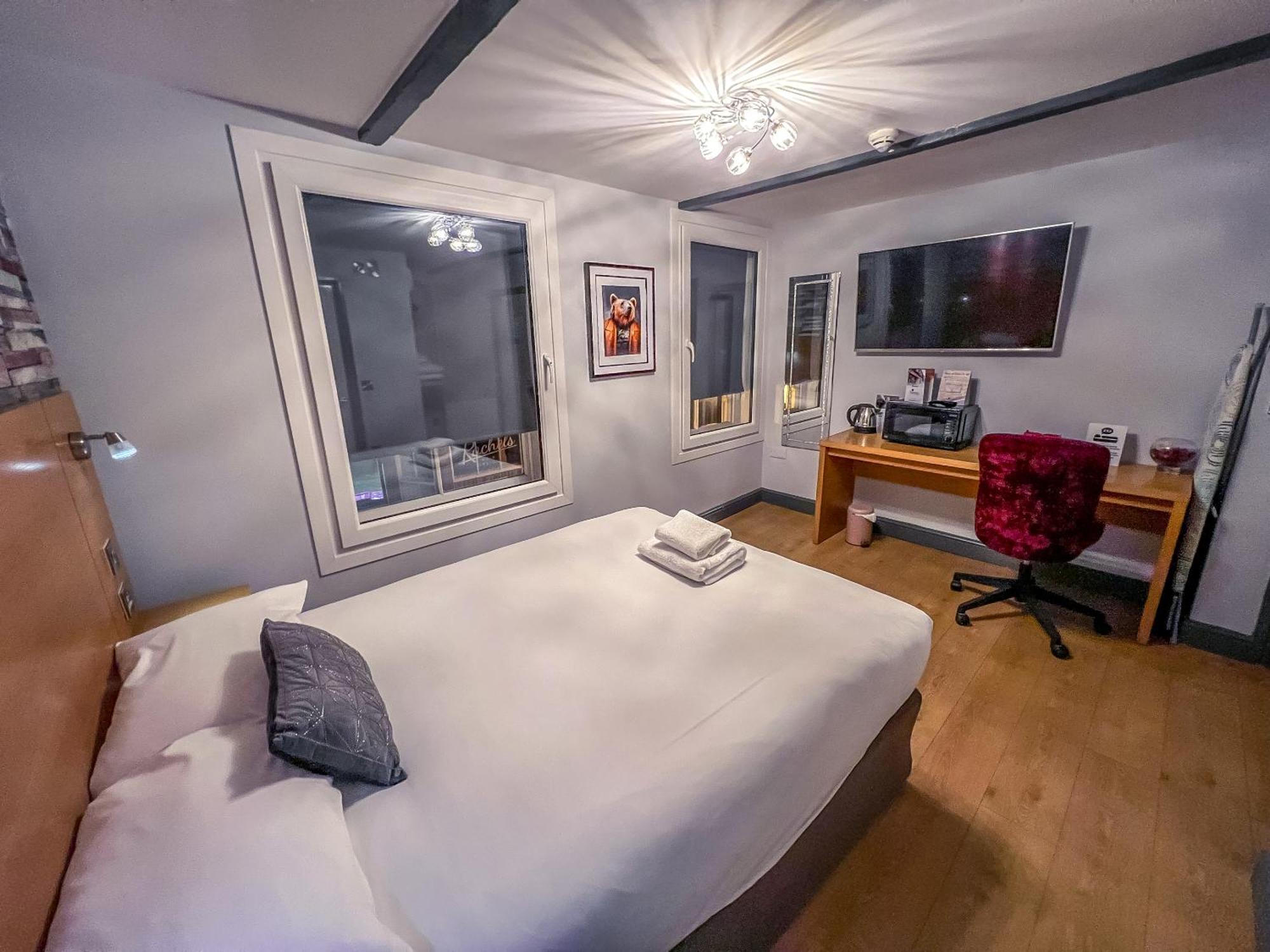 Twenty Hotel And Bar Бостън Екстериор снимка