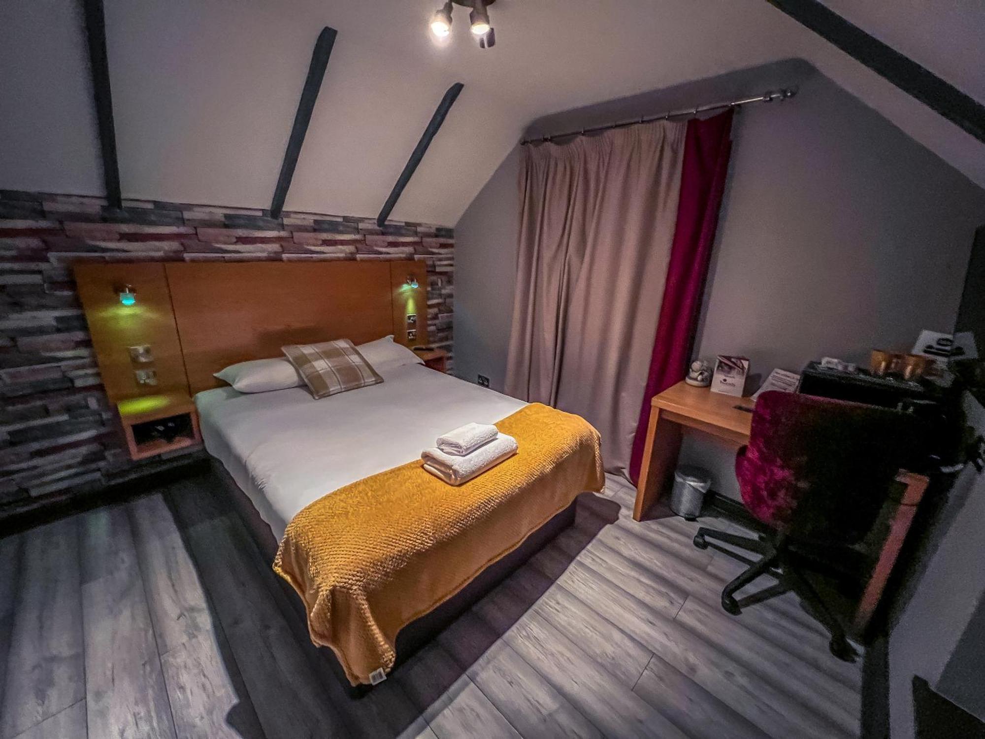 Twenty Hotel And Bar Бостън Екстериор снимка